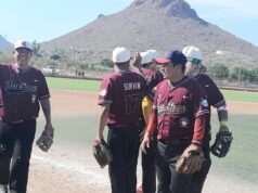 PITCHEO DE URICK ACEVEDO Y BATEO OPORTUNO LLEVAN A TONKAS AL PLAYOFFS DE BEISBOL CLASE ABIERTA